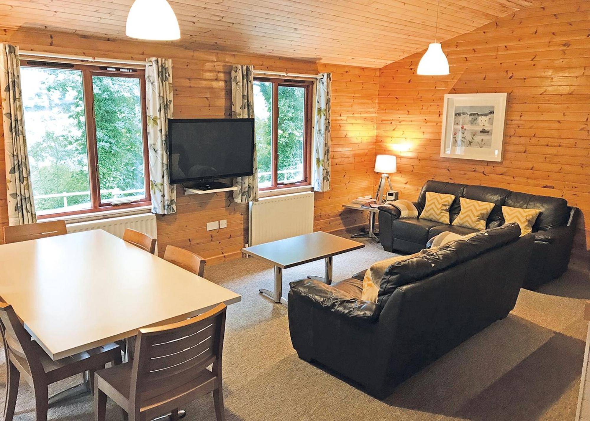 Ivyleaf Combe Lodges Stratton  Rum bild