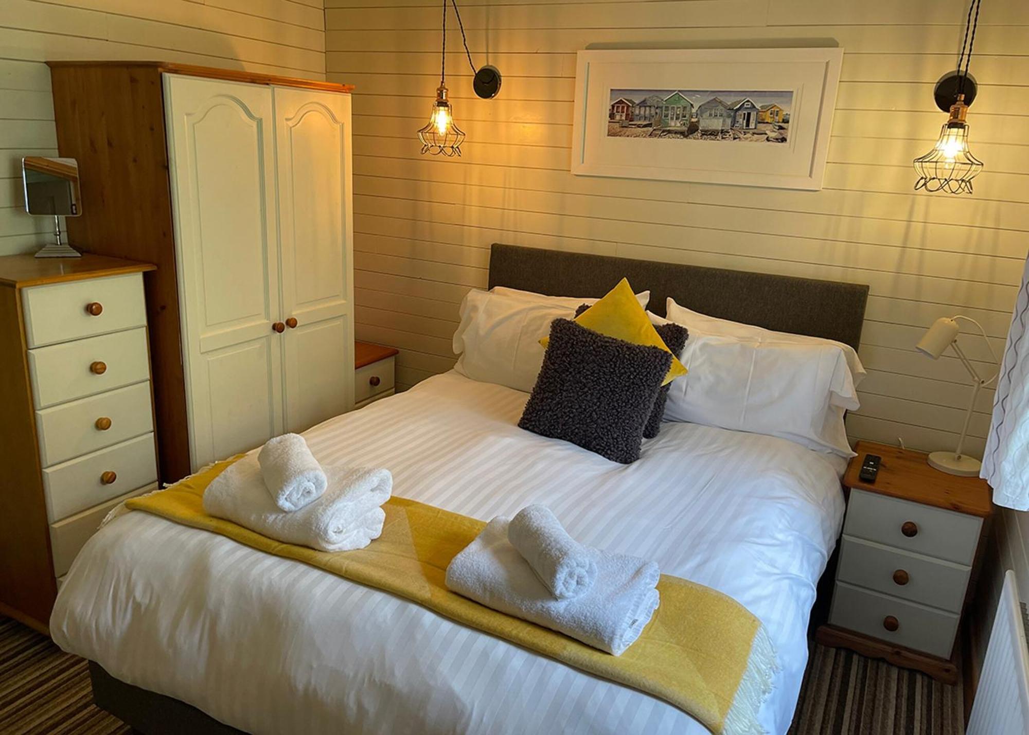 Ivyleaf Combe Lodges Stratton  Rum bild